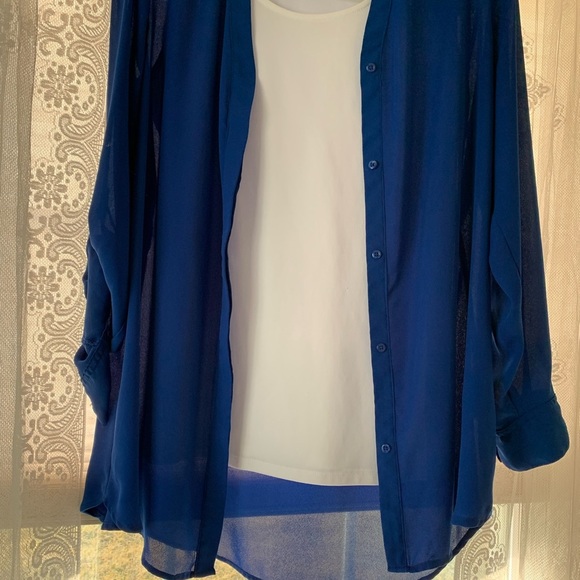 Bundle of 3  $40 .Sheer blouses Size M, Apt. 9. Black, royal blue and hot pink. - Picture 9 of 11